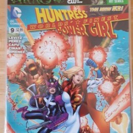 Huntress world's finest power girl issue 9