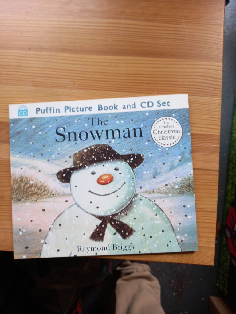 The Snowman Puffin picture bood and cd set